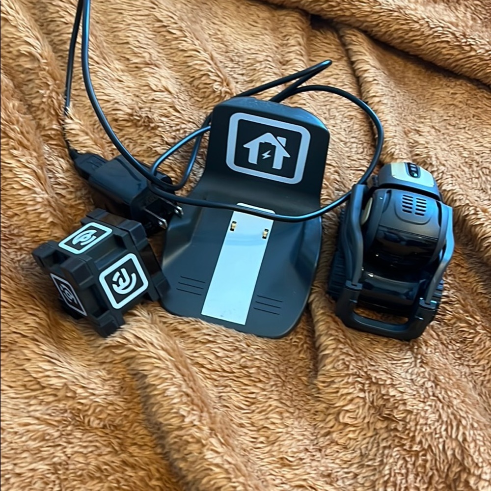 Vector robot by anki